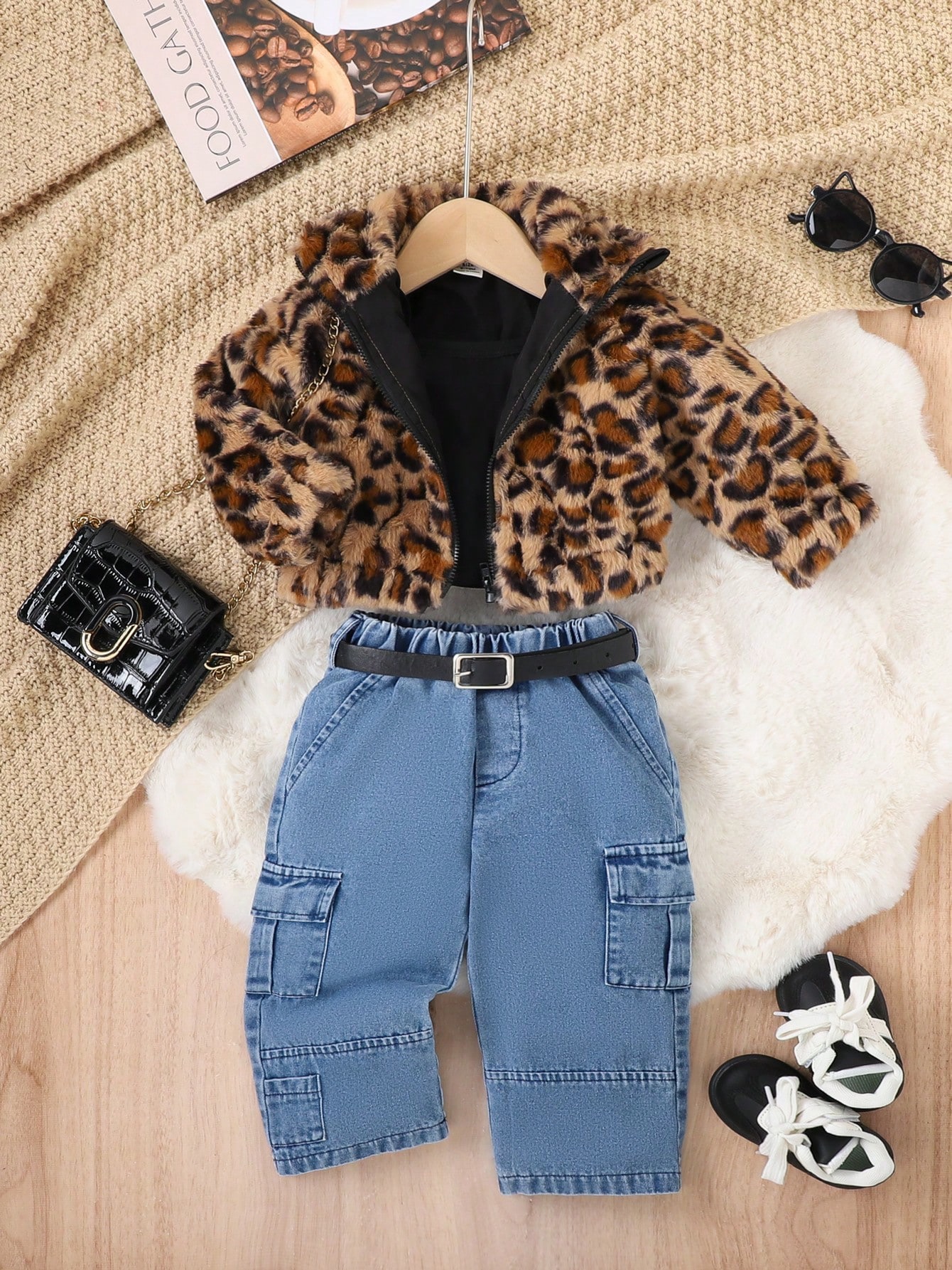 طقم بناتي شي ان قطعتين بنطلون جينز +جاكت فرو