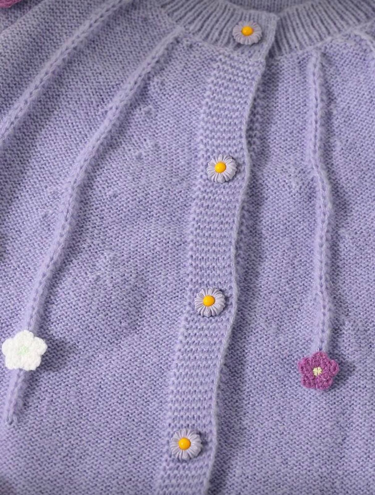 بلوفر شي ان ورد بارز