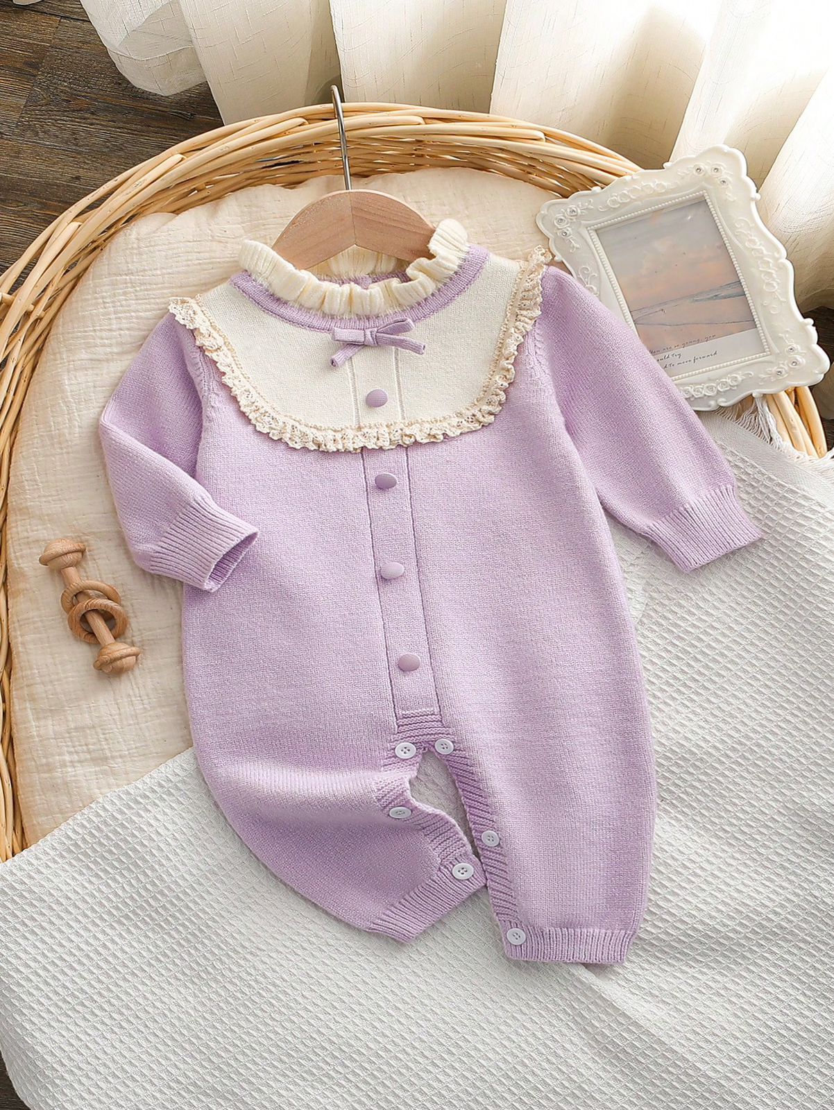 سالوبيت بناتي شي ان تريكو